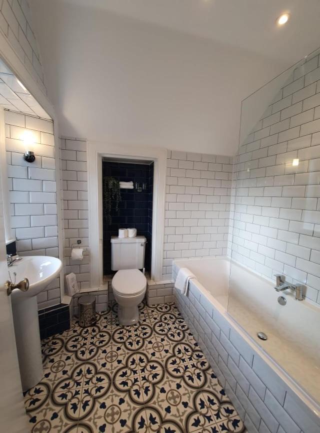 Achray House Restaurant With Rooms セント・フィルカンズ エクステリア 写真