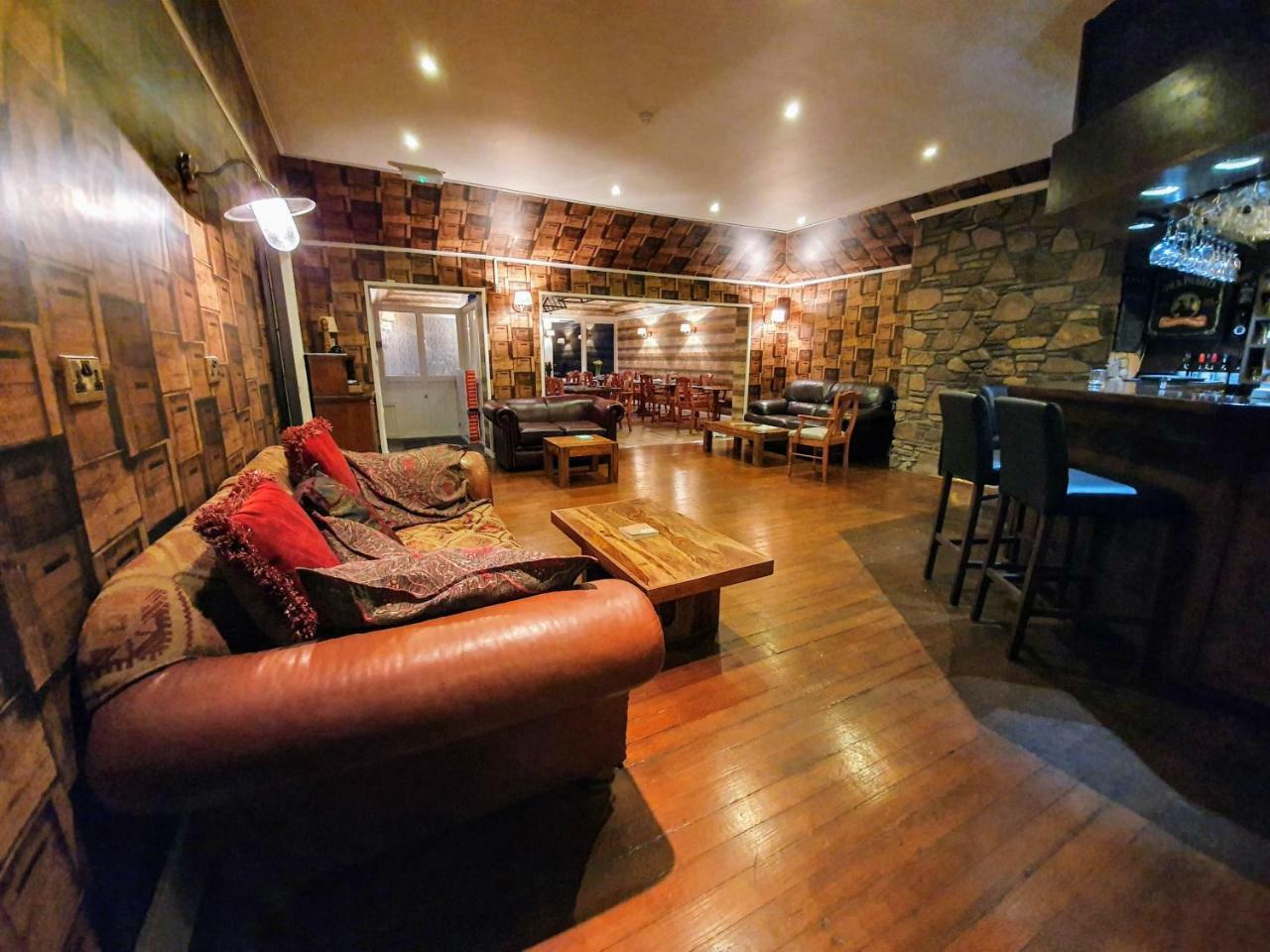 Achray House Restaurant With Rooms セント・フィルカンズ エクステリア 写真